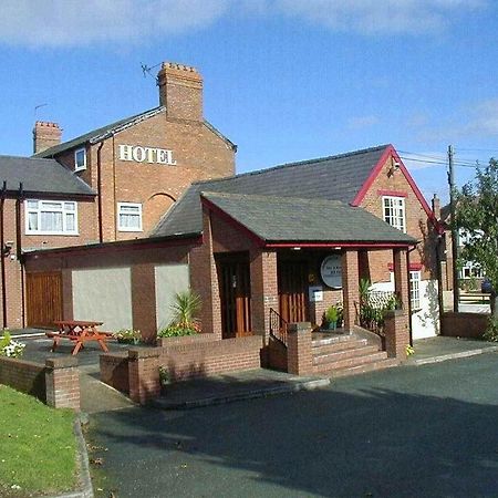The Dodington Lodge Hotel 위트처치 외부 사진